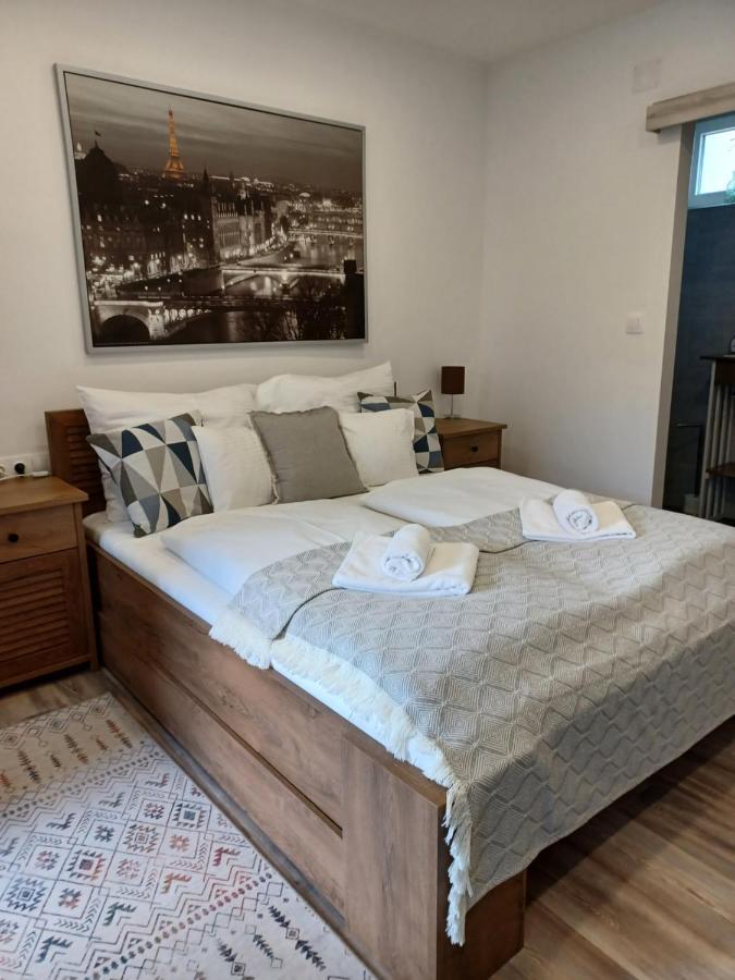 Adamko Borkert Haz Bed & Breakfast Villany Ngoại thất bức ảnh